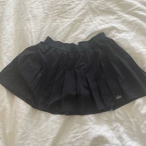 Alo Varsity tennis skirt